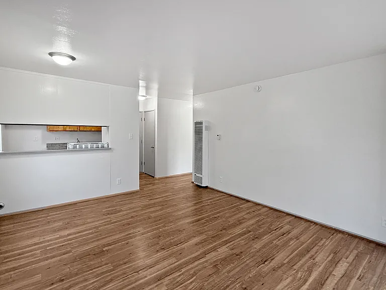3600 Dimond — Photo 14