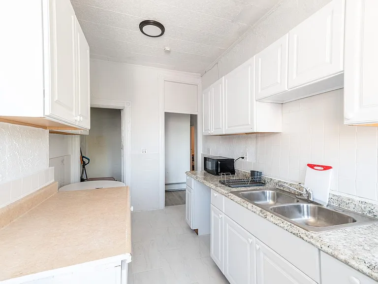 5 Linden St #3-C — Photo 4