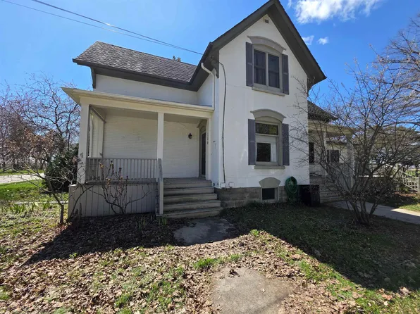 184 S Main St, Elkton, MI 48731