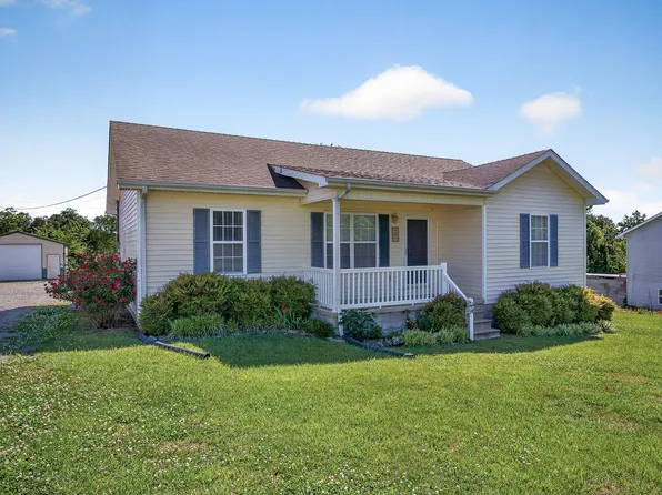 475 Webb Ln, Smithville, TN 37166