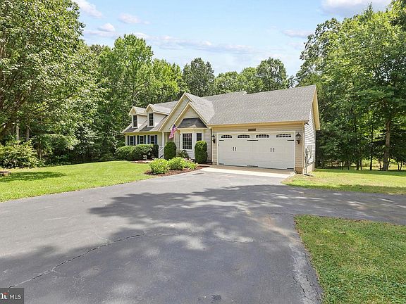 3rd image of 20564 Brentridge Way