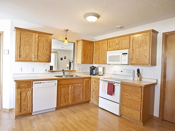 5th image of 1333 Heritage Ln