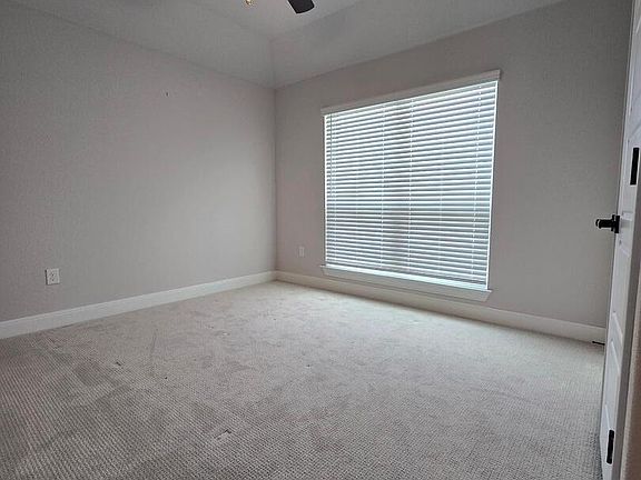 3rd image of 273 Horsemint Way