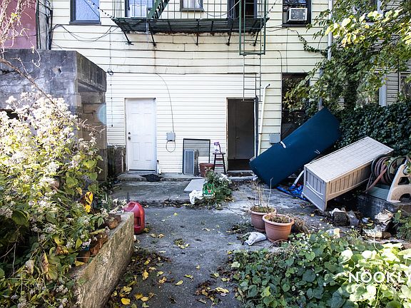 4th image of 170 Stockholm St #1F