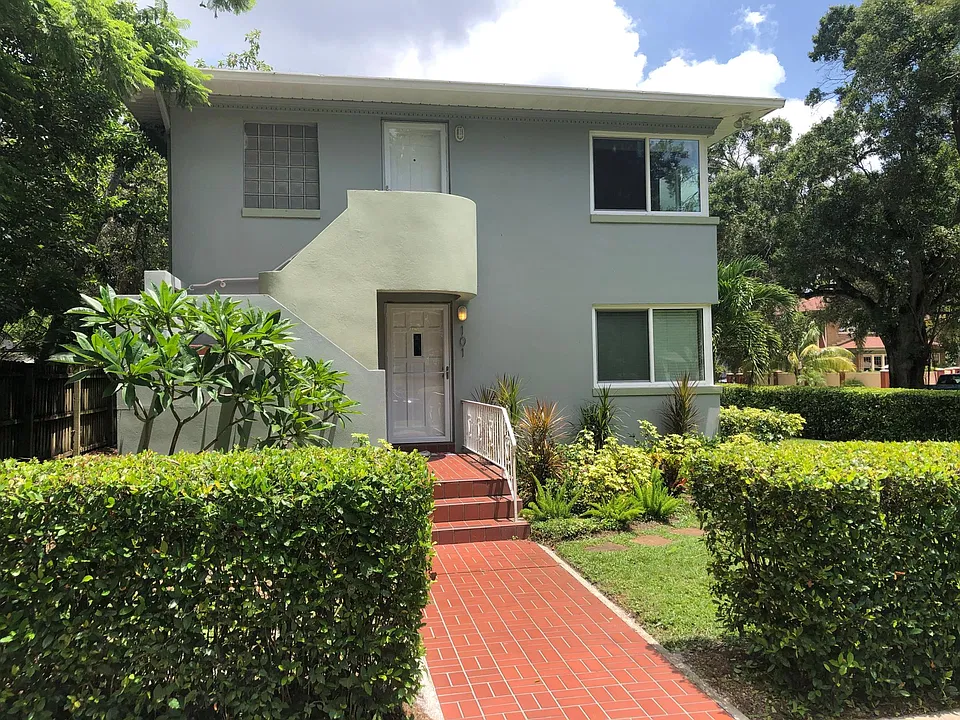 101 13th Ave N