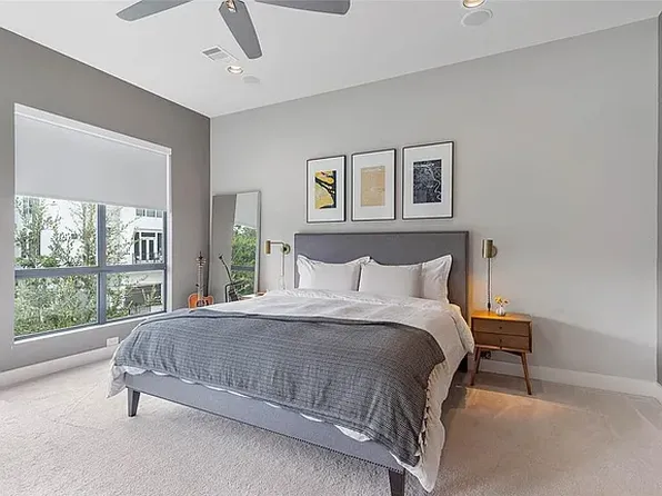 1421 W 24th St, Houston, TX 77008