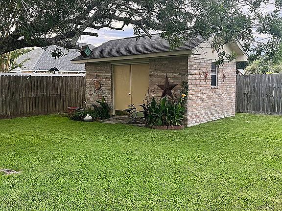 4th image of 2362 Starling Dr