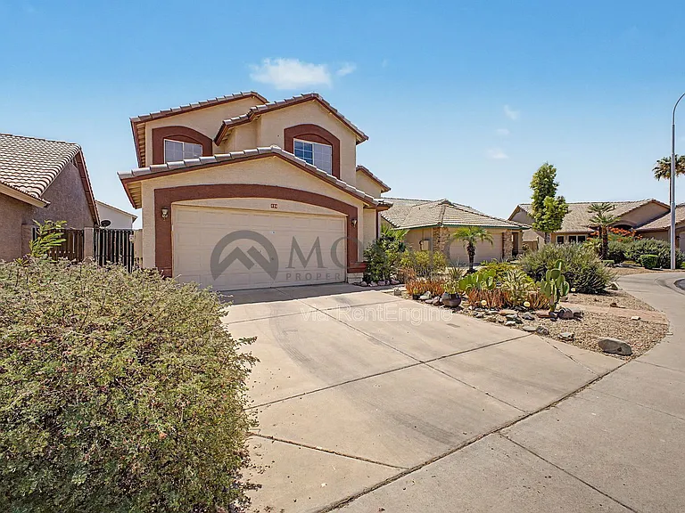 820 N Granada Dr — Photo 5