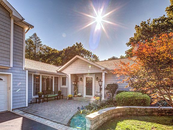 3rd image of 71 Westend Avenue