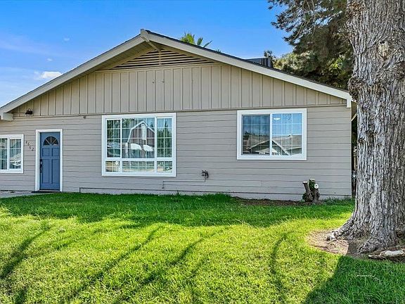 4th image of 4662 E Balsam Dr