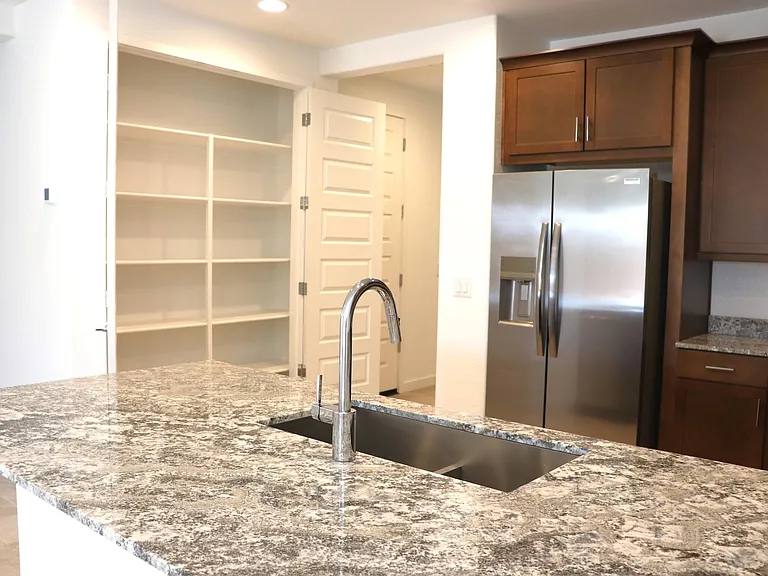 3576 Ridley Rd — Photo 3