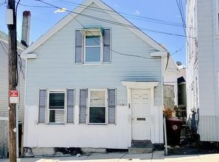 45 Wamesit St, Lowell, MA 01852