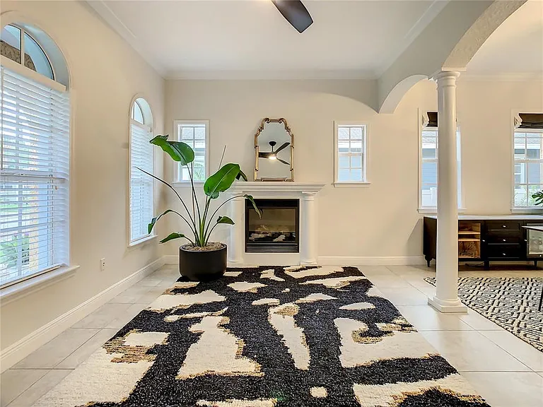 220 W Minnehaha St — Photo 7