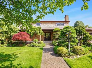 901 Ionia Ave, Staten Island, NY
