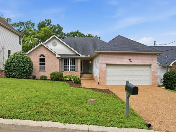 1004 Cobble Pl, Nashville, TN 37211