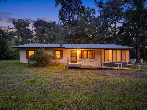 445 NE 649th St, Old Town, FL 32628