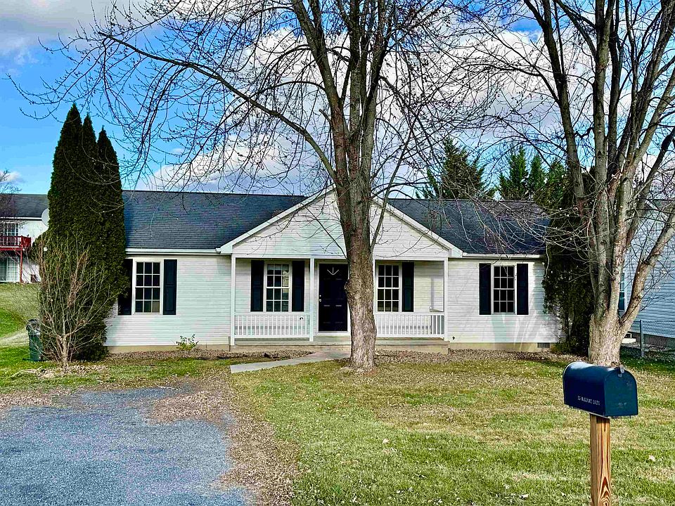 1st image of 25 Millport Ct