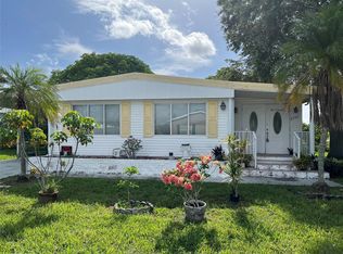2390 Southwest St, Fort Lauderdale, FL 33312