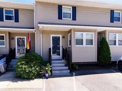 169 Courtland St APT 6, Providence, RI, 02909