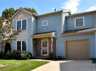 8591 Wrenford Ct, Macedonia, OH 44056