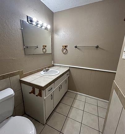 4th image of 124 Temple Ave #11366059