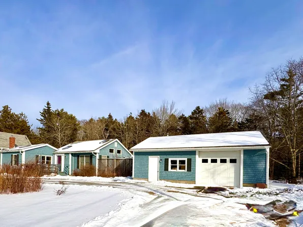 65 Watts Avenue, Saint George, ME 04860