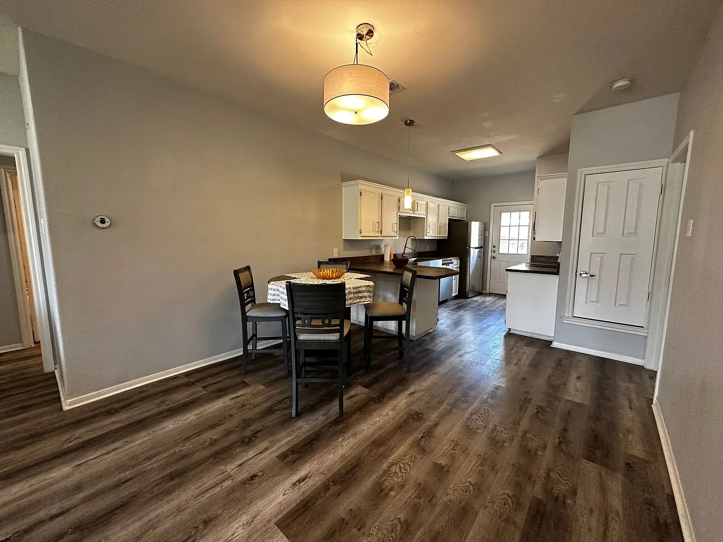 4 bed, 1764 sqft, $475 — Photo 4