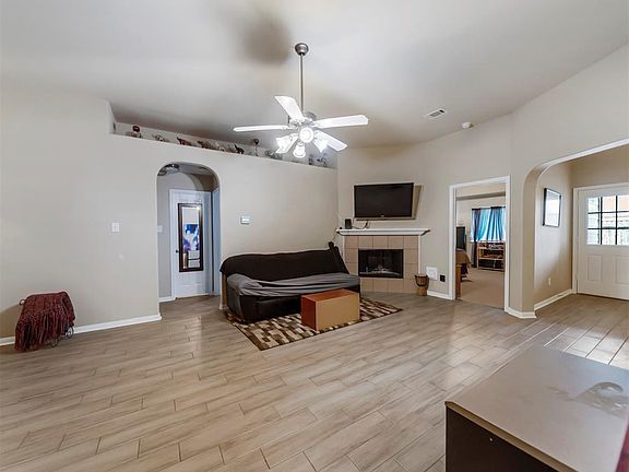 3rd image of 6406 Brimridge Ln