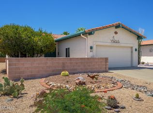 297 N Crescent Bell Dr, Green Valley, AZ 85614