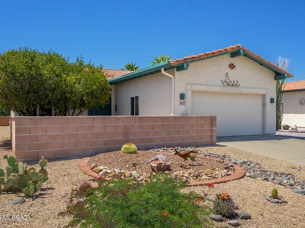 297 N Crescent Bell Dr, Green Valley, AZ 85614