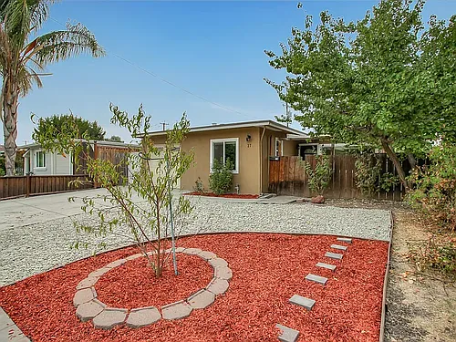 27 Carnegie Dr Photo 1