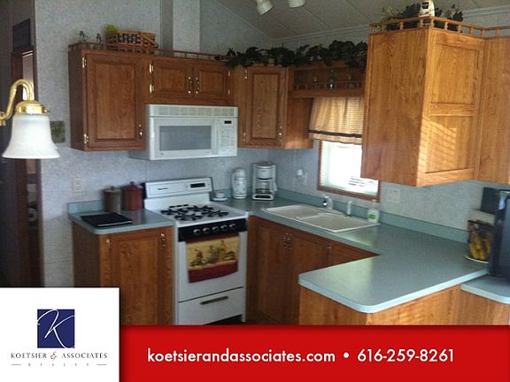 3rd image of 363 W Lake St #127