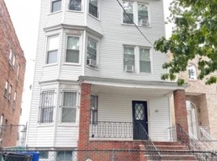 111 Grafton Ave, Newark, NJ 07104