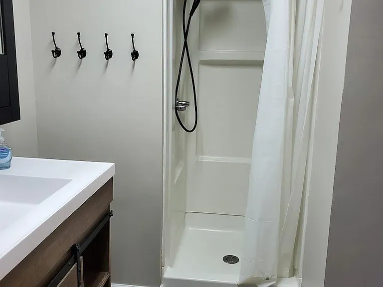 684 Ginghamsburg Rd — Photo 15