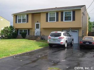 4969 Windgate Rd, Liverpool, NY 13088