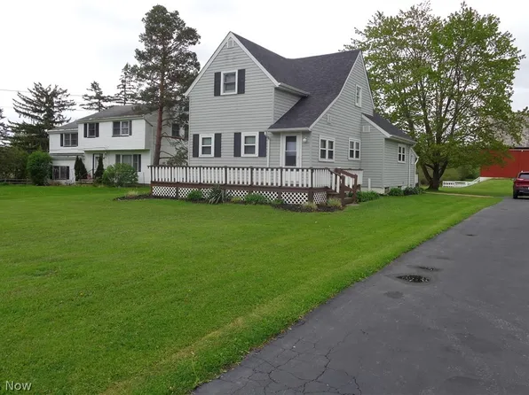 3303 Akins Rd, North Royalton, OH 44133