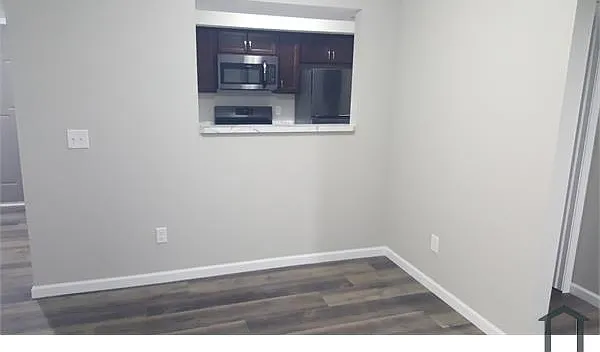 1224 Penn Ave #1 — Photo 5