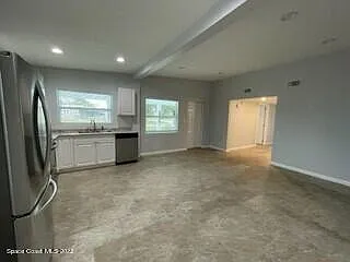 305 Prospect Ave — Photo 18