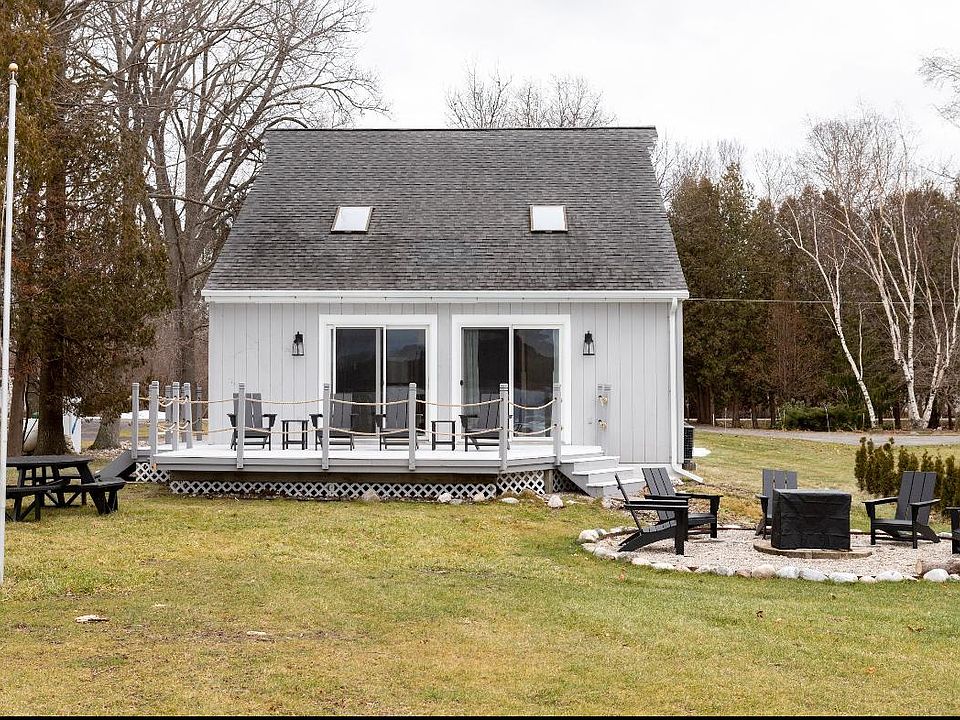 1st image of 7417 S Harbor Dr