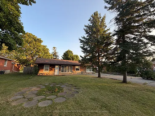 11 Railway St Photo 1
