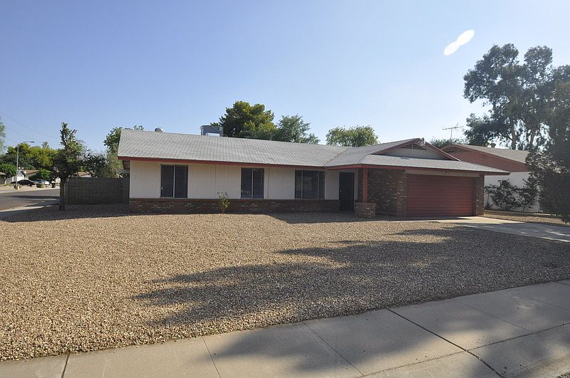 1st image of 2640 W Wood Dr