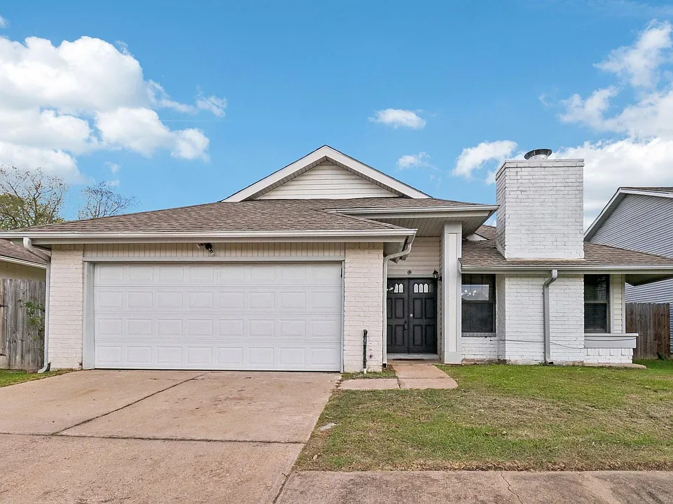 11306 Bayou Place Ln