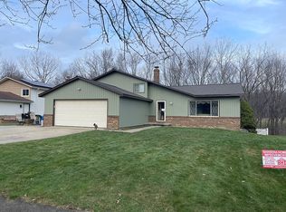 10300 Running Brook Dr, Parma, OH 44130