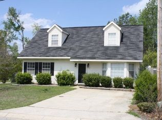 913 Hollins Rd, Auburn, AL 36830