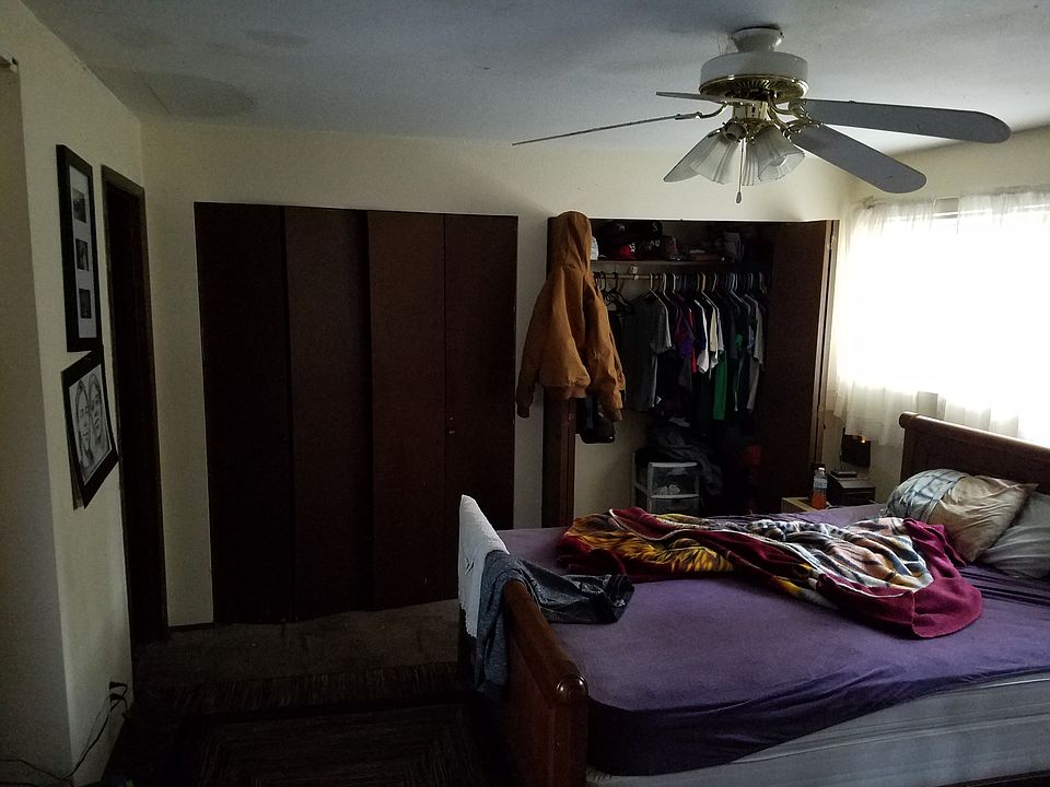 Lower unit master bedroom