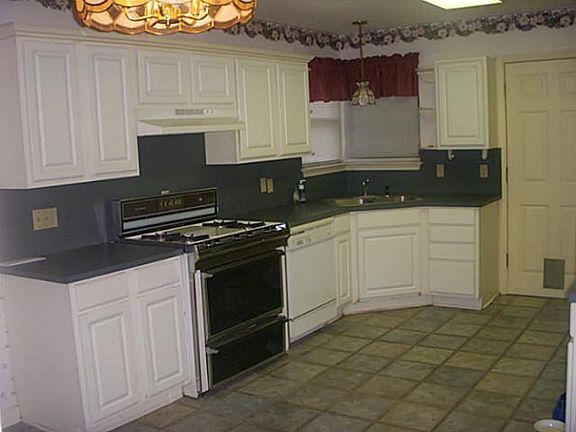 4th image of 3620 Sheridon Dr