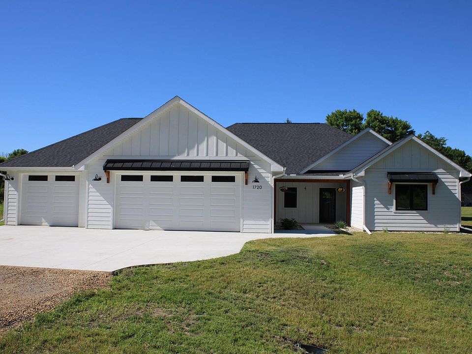 1st image of 1720 High Tail Ln