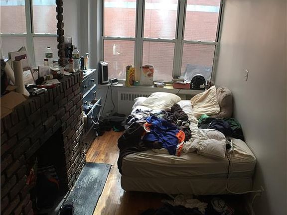 5th image of 247 E 33rd St APT 2C