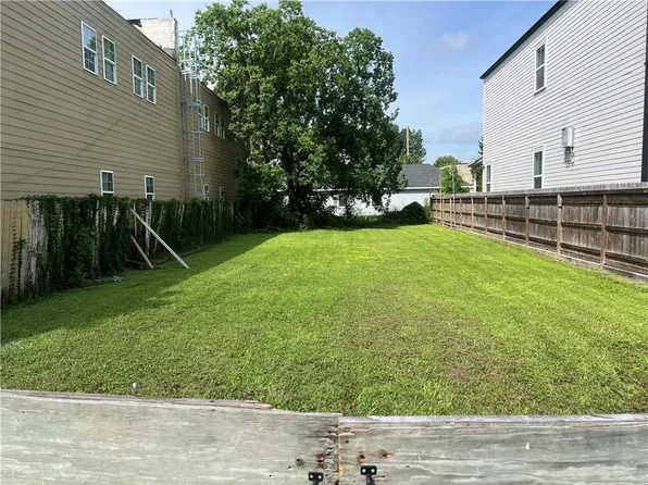 1904 2nd St, New Orleans, LA 70113