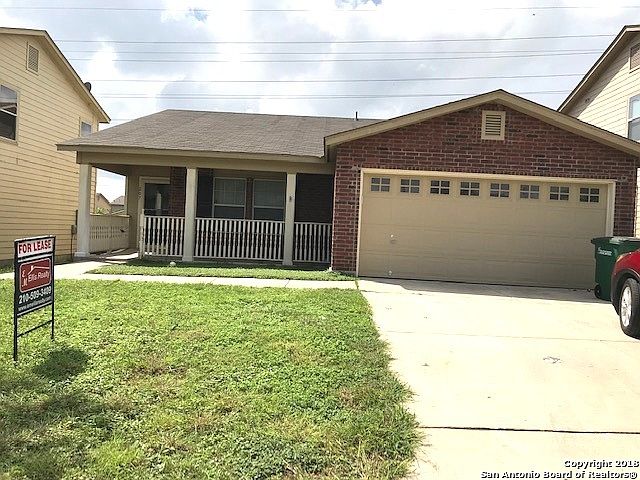 1st image of 207 Shadbush St